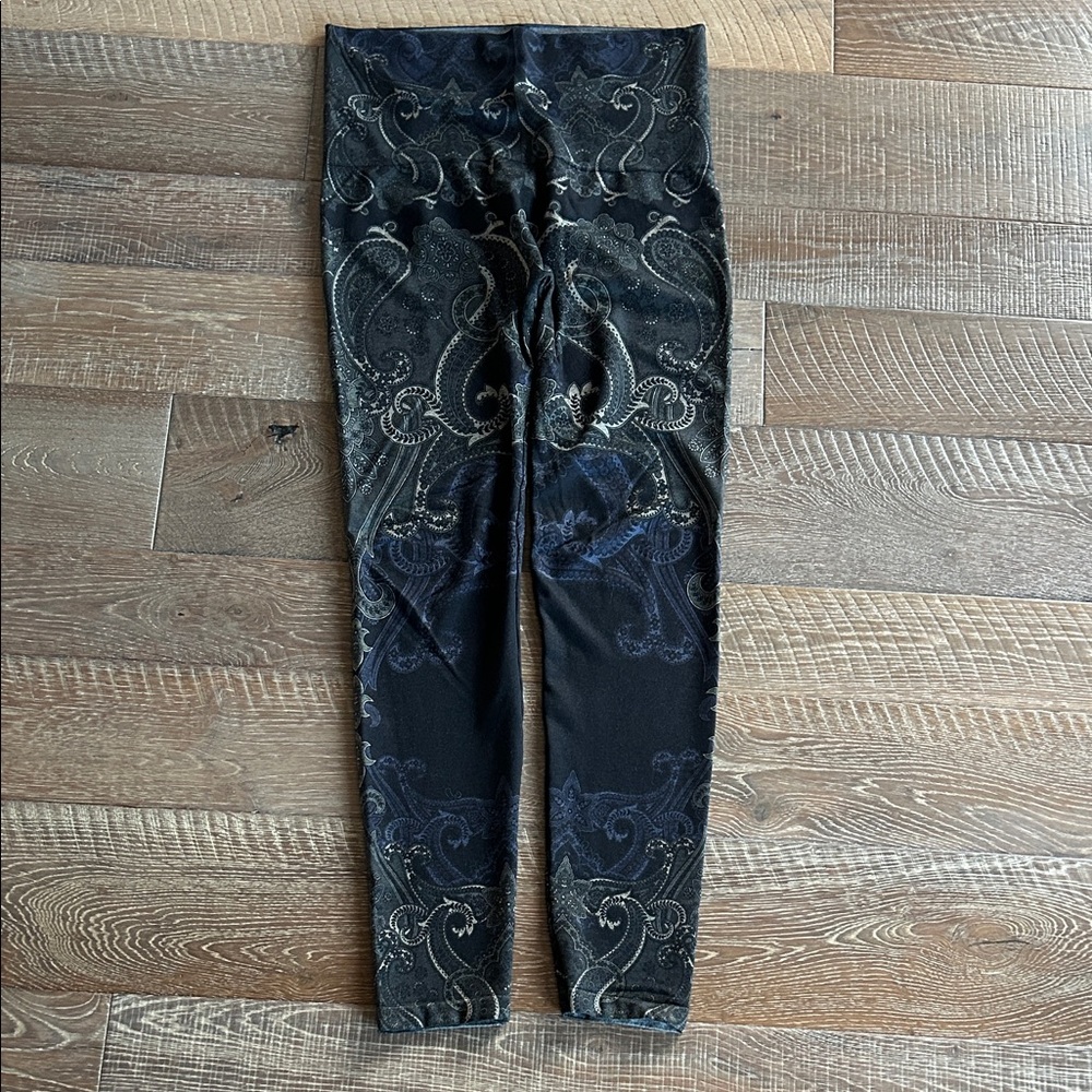 M. Rena Black and Gold Patterned Leggings